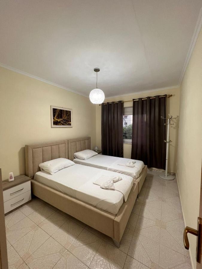 Homeland Nest Tirana Buitenkant foto